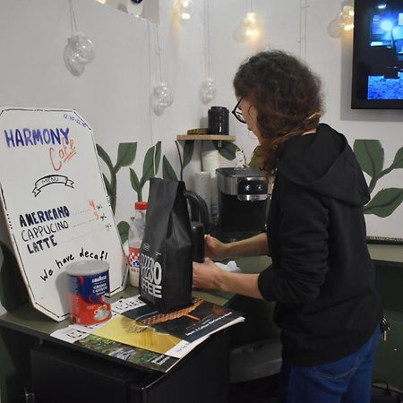 Harmony Backpackers Hostel Batumi Ngoại thất bức ảnh