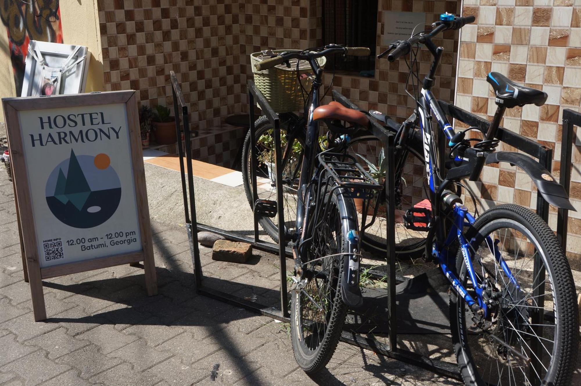Harmony Backpackers Hostel Batumi Ngoại thất bức ảnh